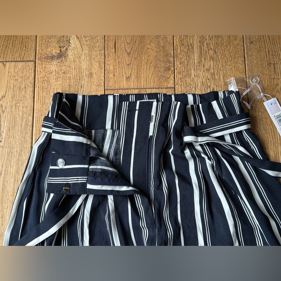NEW Chelsea28 Navy Sapphire Sophia Stripe Wide Leg Pants size 8 - Picture 7 of 12